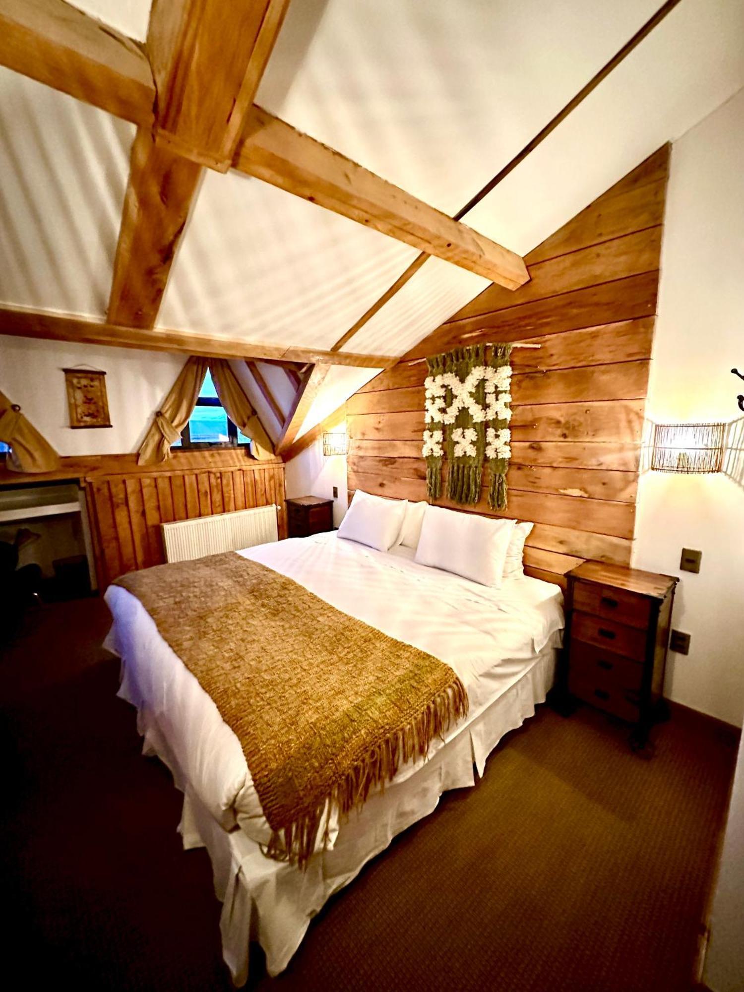 Weskar Lodge Hotel Puerto Natales Zewnętrze zdjęcie