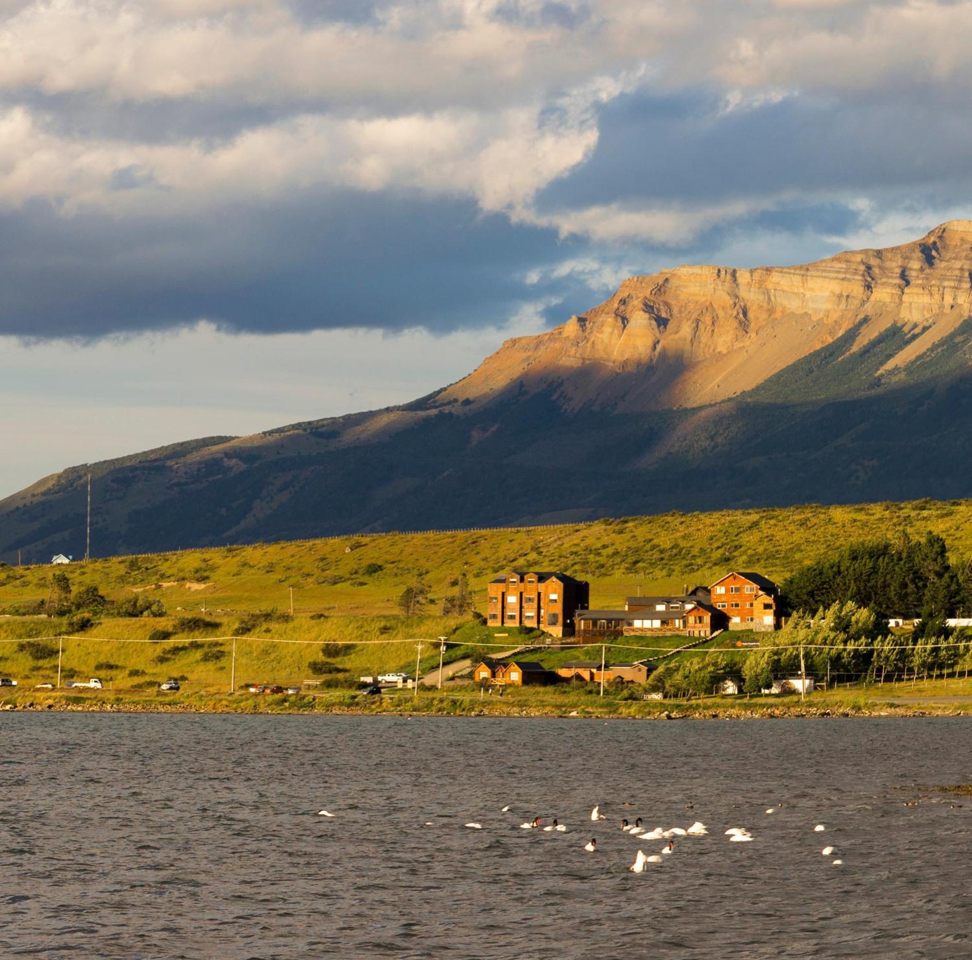Weskar Lodge Hotel Puerto Natales Zewnętrze zdjęcie